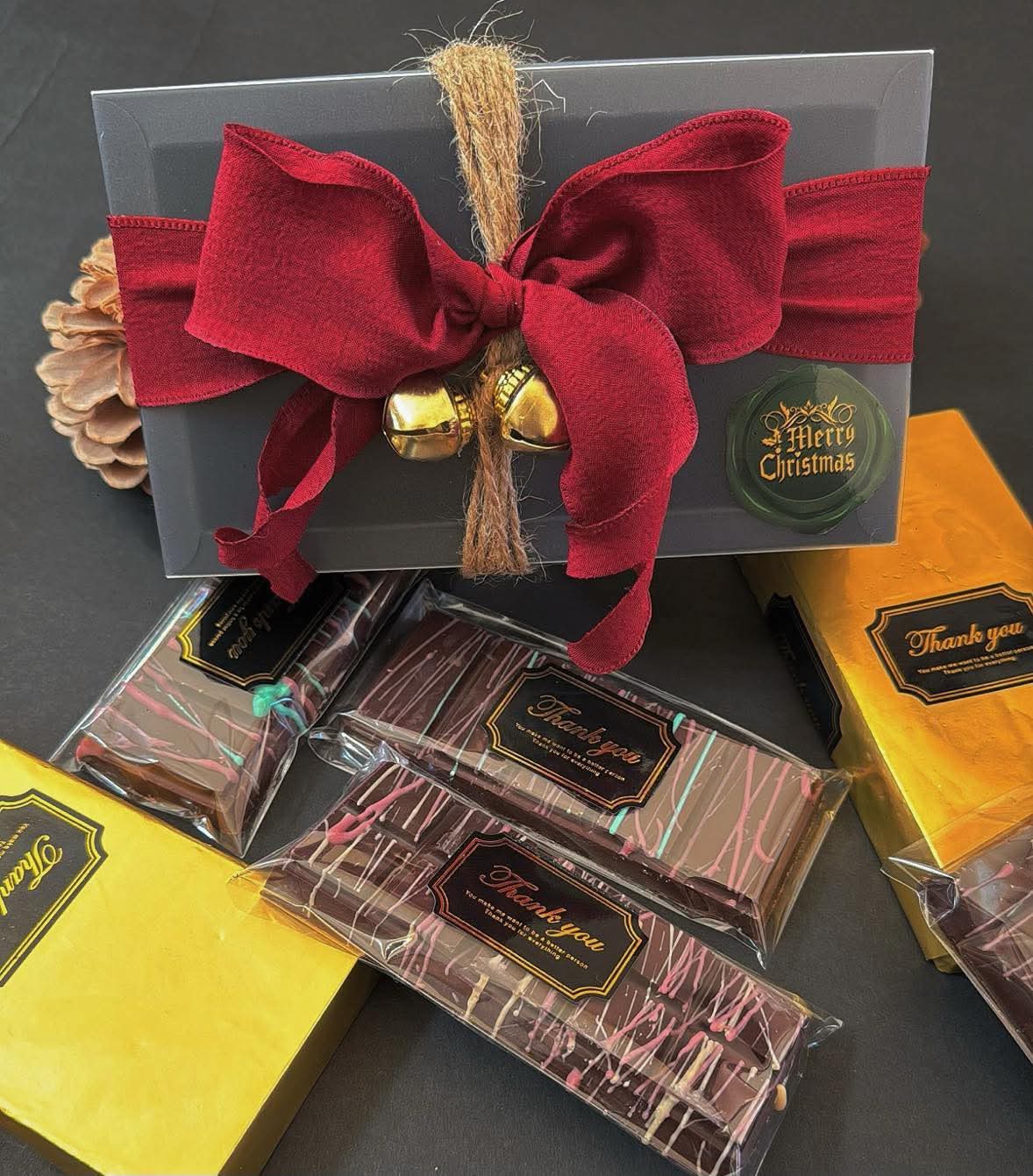 Artisan Dark Chocolate Bar - Holiday Drizzle